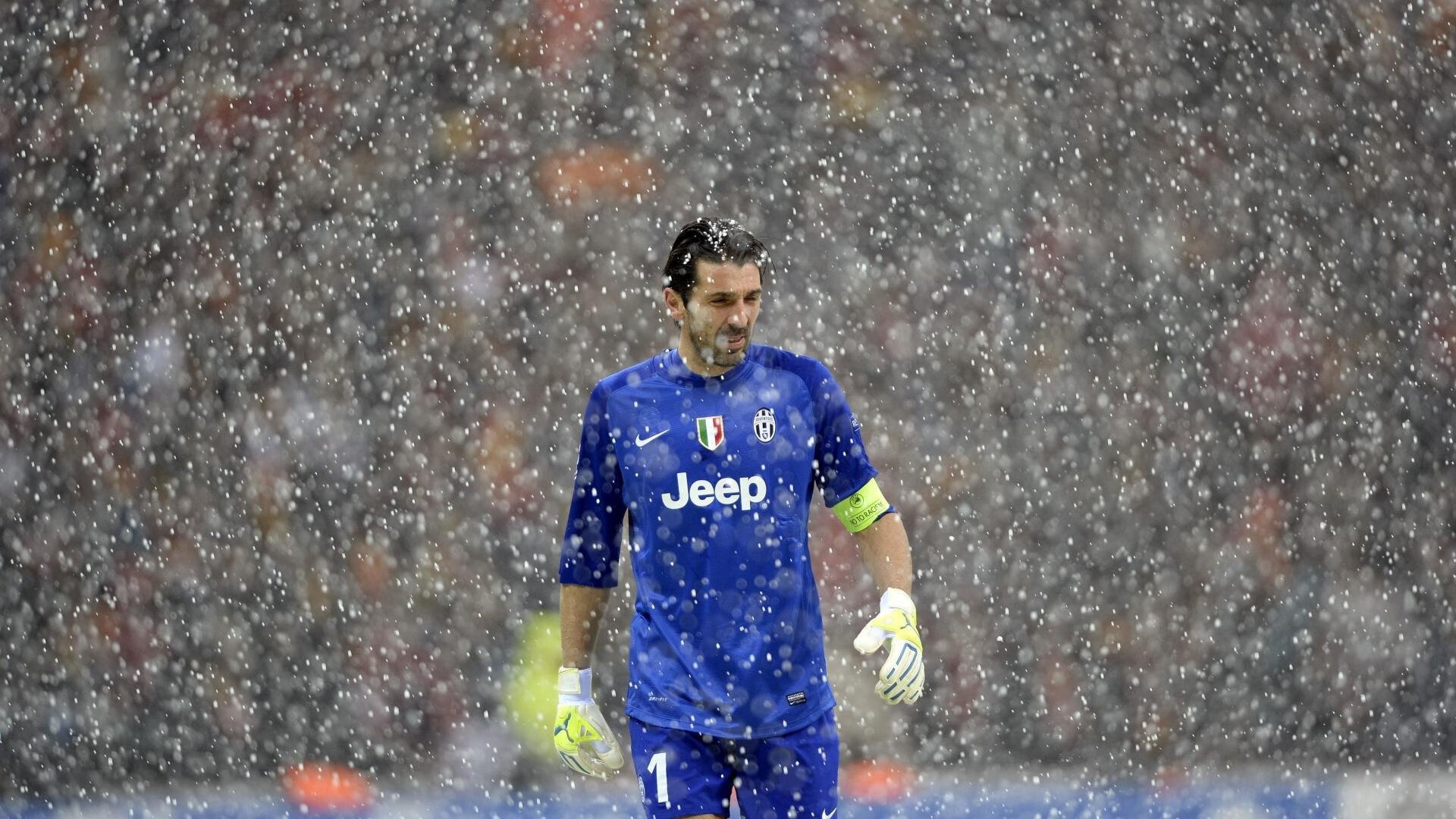 九游手机游戏-体育解说员：回顾那些经典语录与球星瞬间，体育 解说