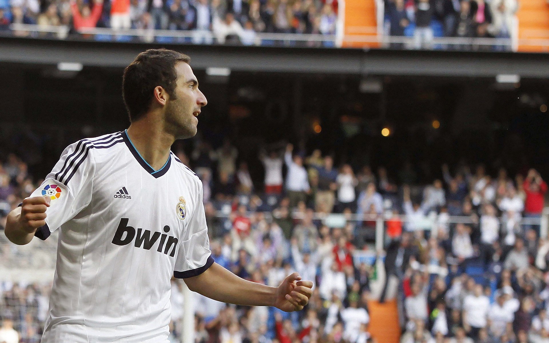 雄鹿三巨头磨合见成效，冲冠气势正盛，雄鹿队3巨头